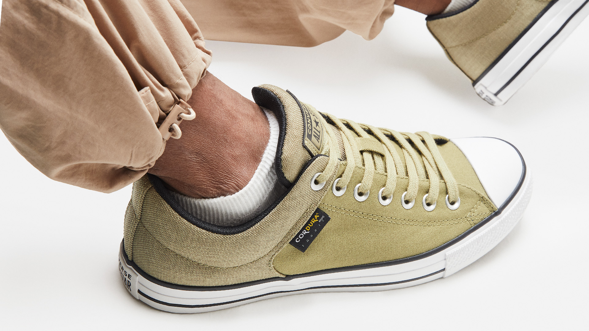 Converse SU 24 – Footwear